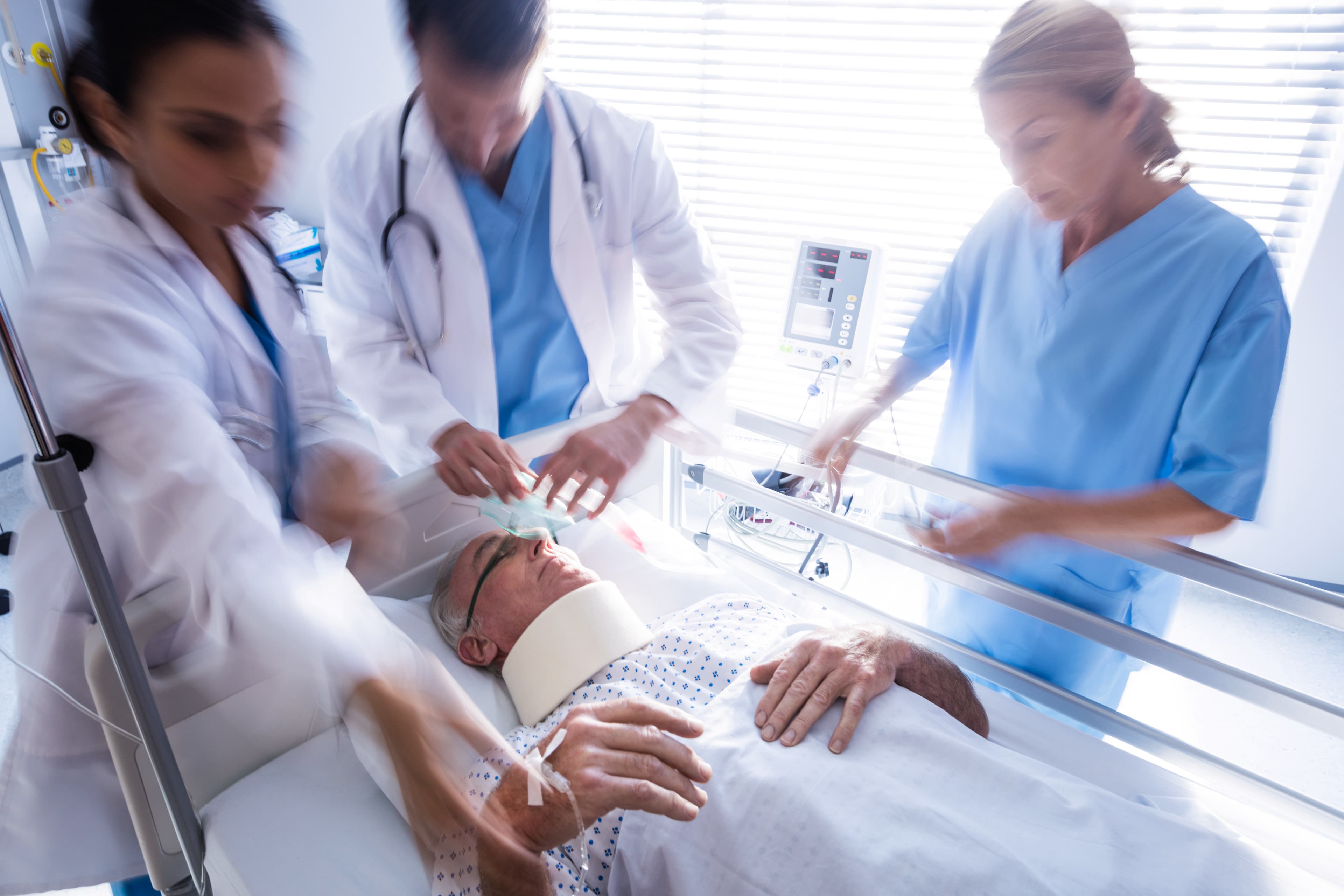 Doctor examining acute complicated injury patient